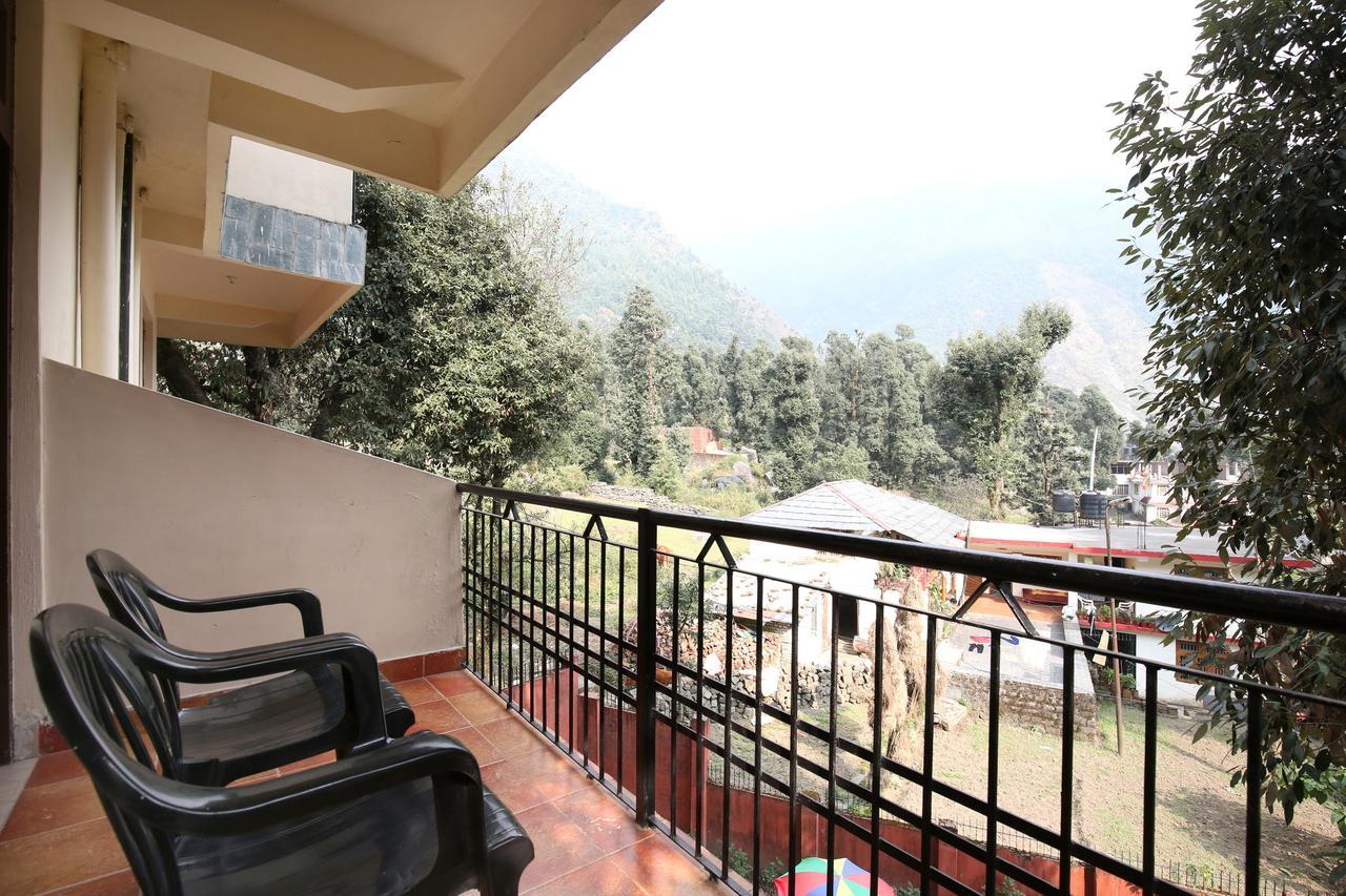Oyo 9942 Hotel Ravine Dharamshala Bagian luar foto