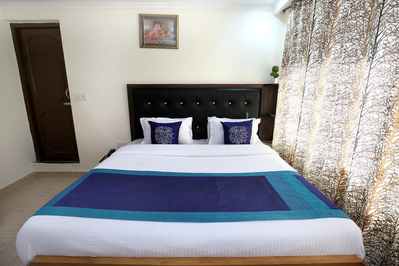 Oyo 9942 Hotel Ravine Dharamshala Bagian luar foto