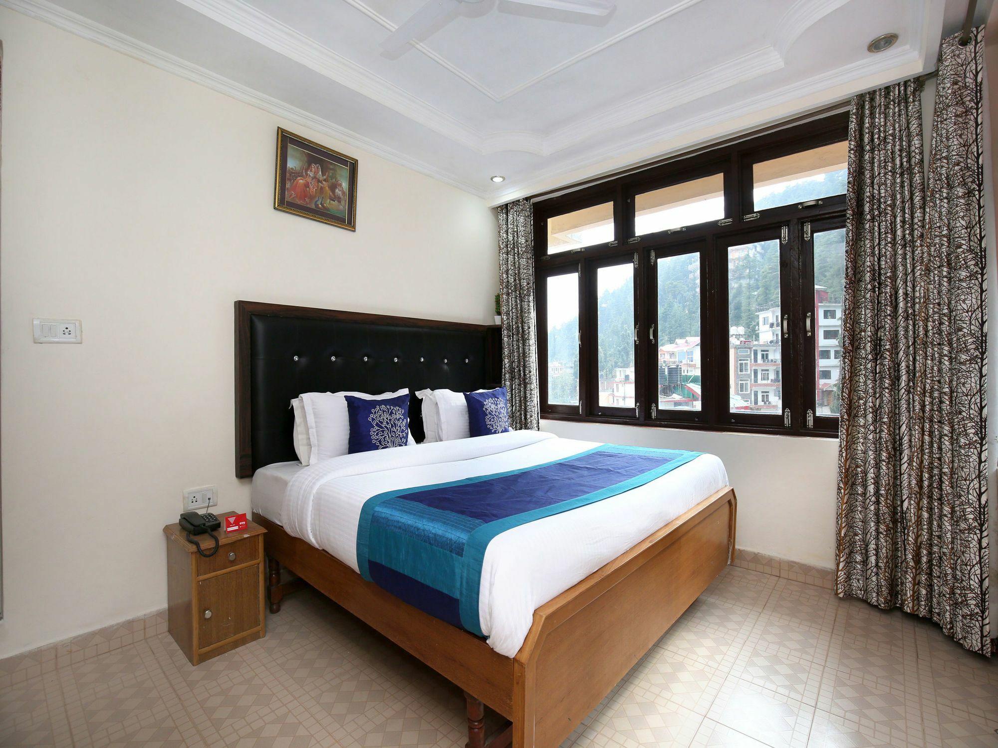 Oyo 9942 Hotel Ravine Dharamshala Bagian luar foto